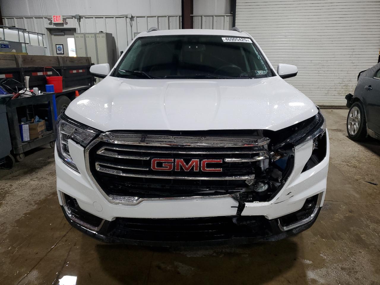 2022 GMC Terrain - Image 5