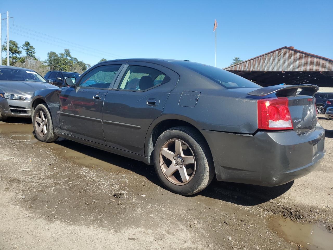 2010 Dodge Charger - Image 2