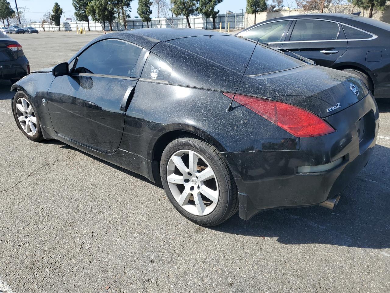 2004 Nissan 350Z - Image 2