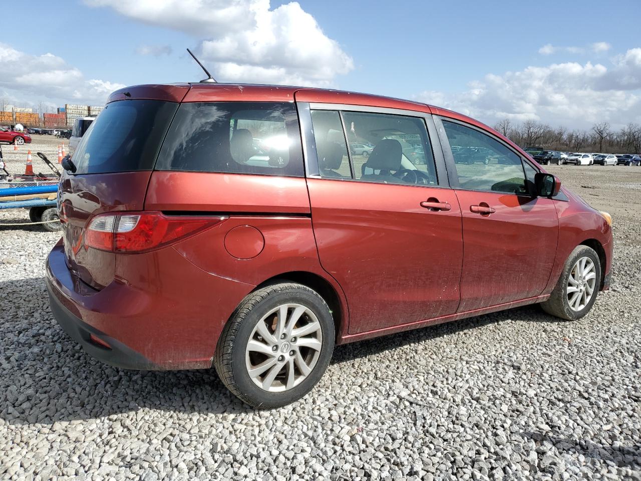2012 Mazda 5 - Image 3