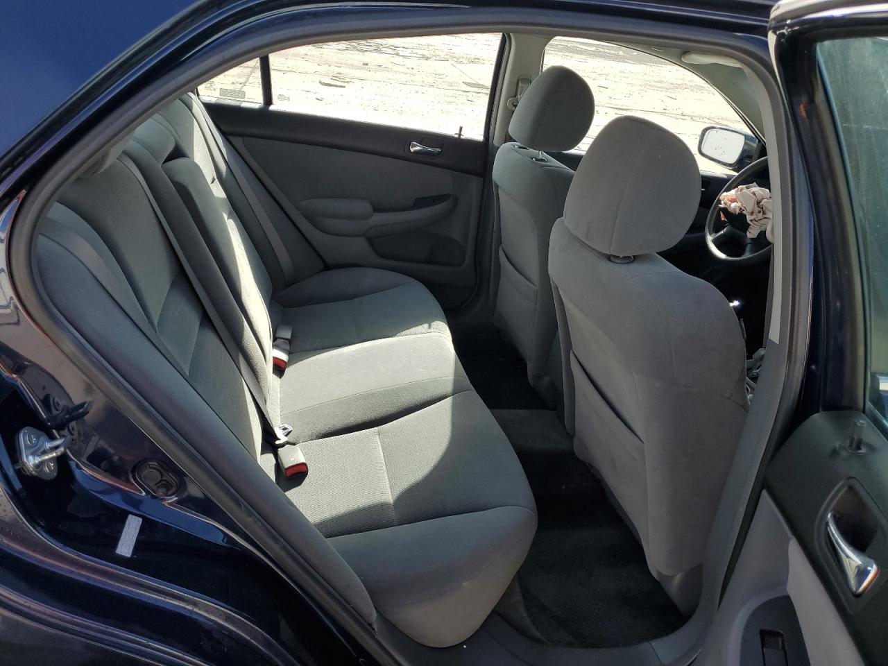 2007 Honda Accord - Image 10