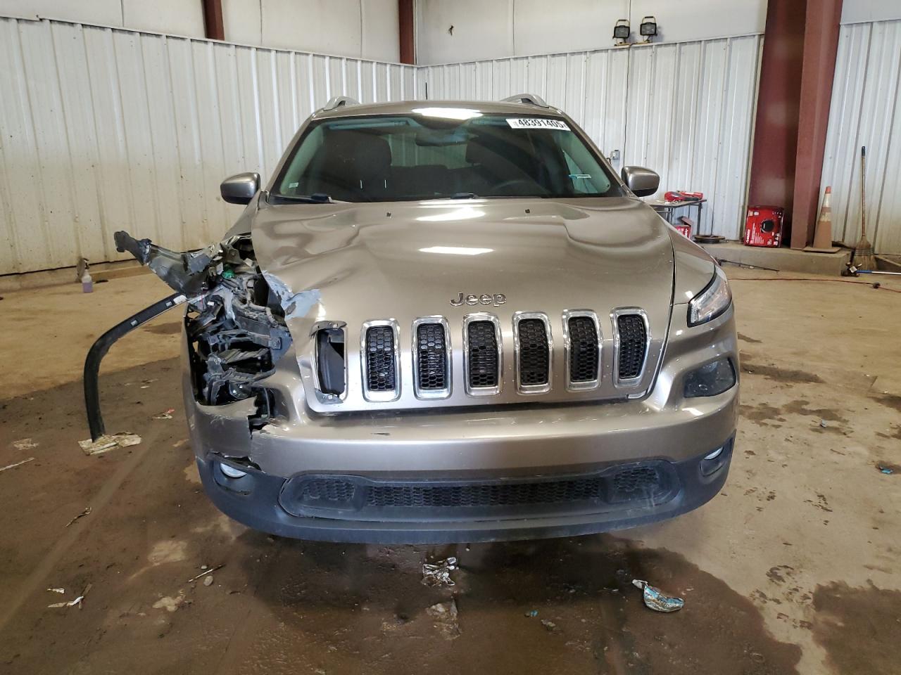2017 Jeep Grand Cherokee - Image 5