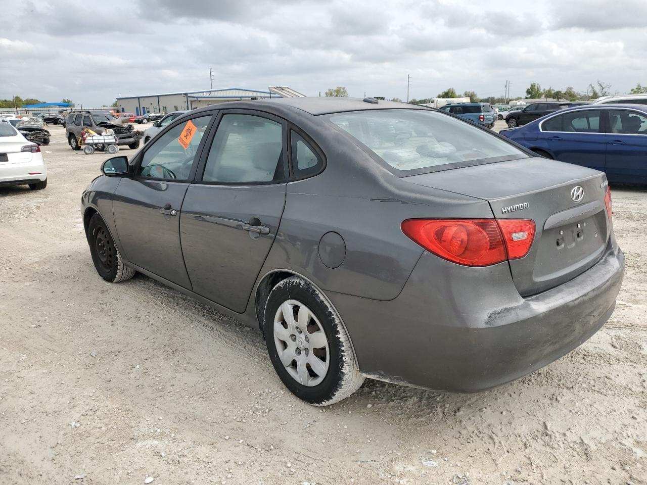 2007 Hyundai Elantra - Image 2
