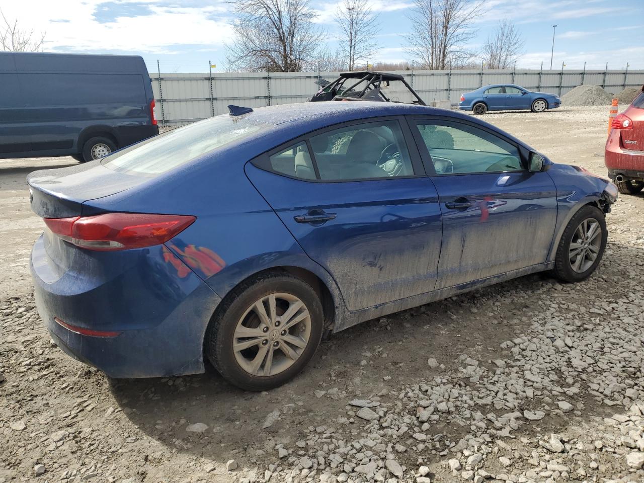 2017 Hyundai Elantra - Image 3