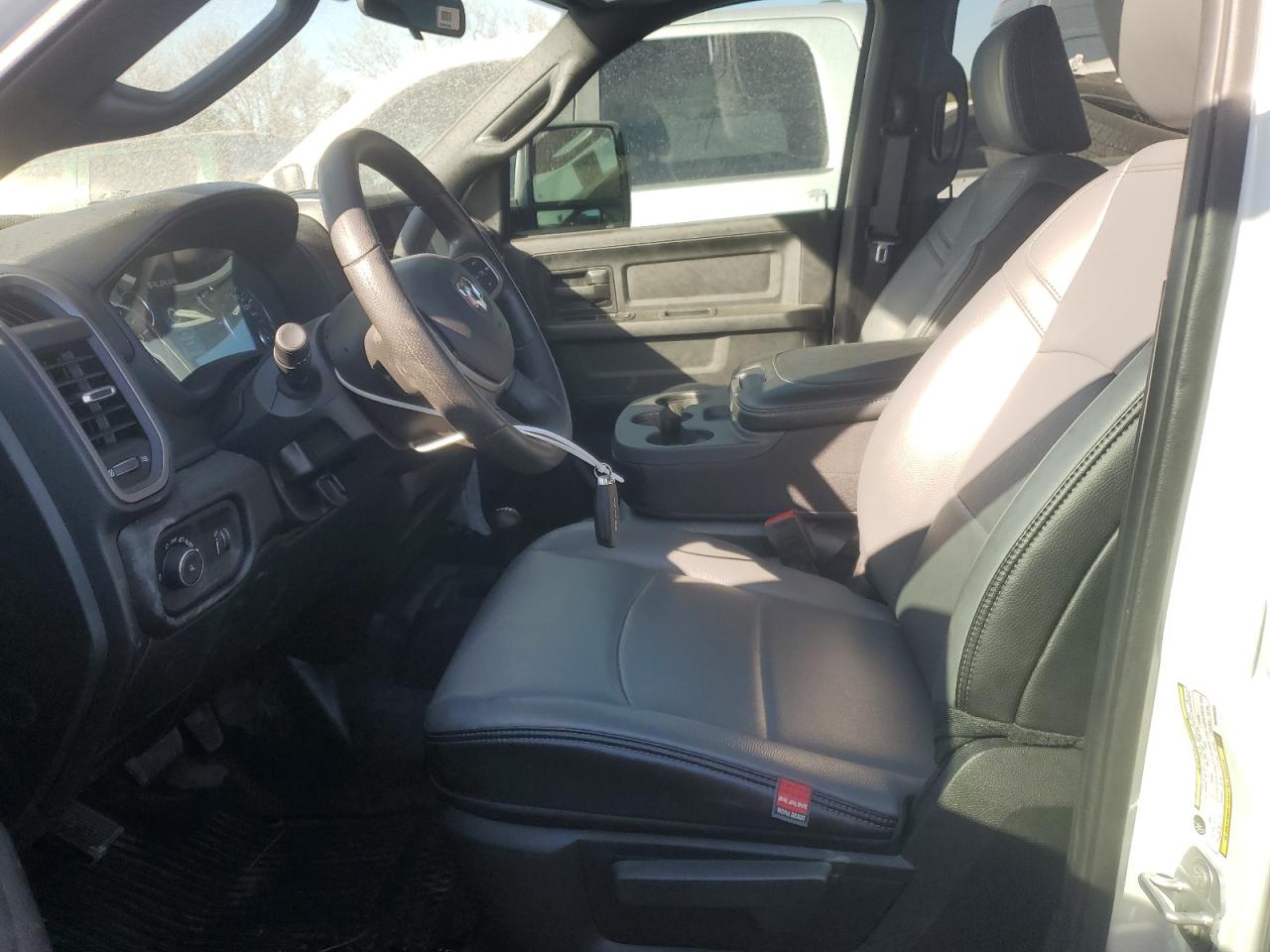 2024 Ram 2500 Tradesman VIN: 3C6UR5HL8RG395452 Lot: 49342615