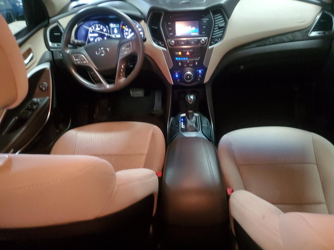 2017 Hyundai Santa Fe - Image 8