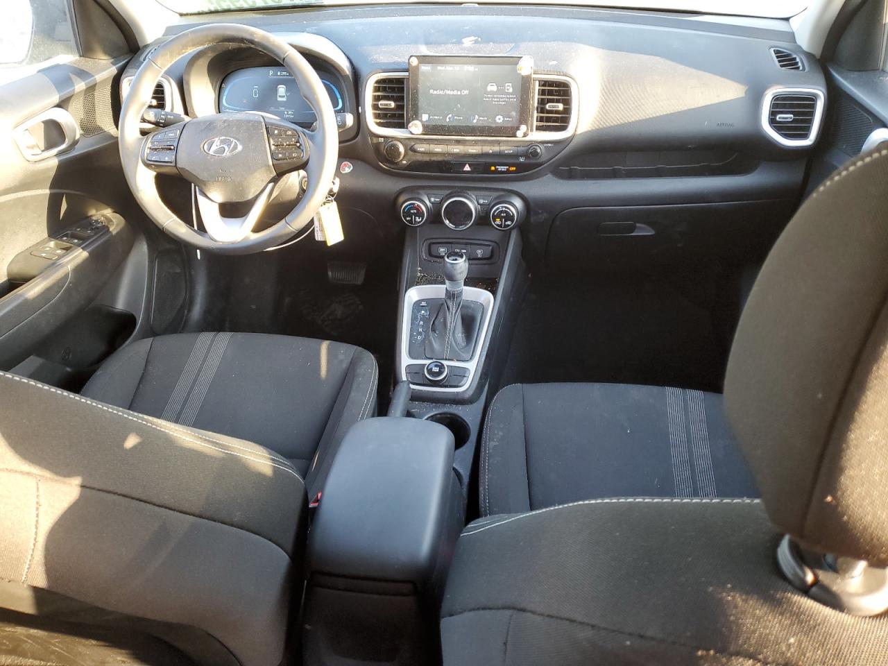 2023 Hyundai Venue - Image 8