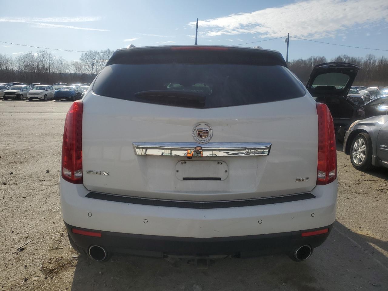 2015 Cadillac SRX - Image 6