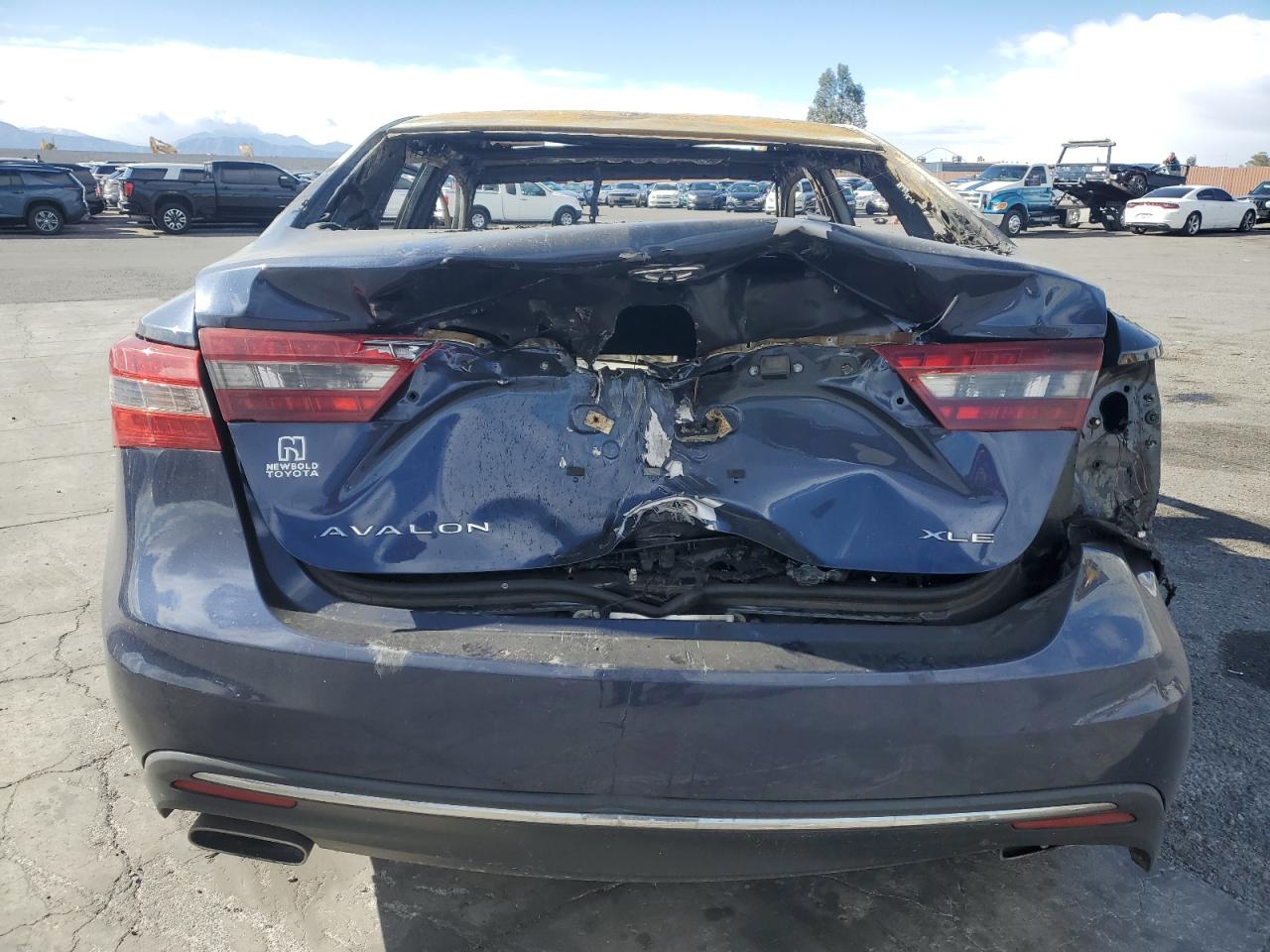 4T1BK1EB8HU260228 TOYOTA AVALON 2017