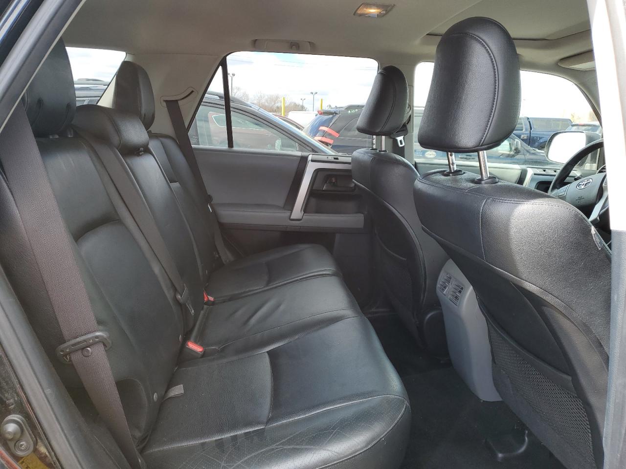 2011 Toyota 4Runner - Image 11