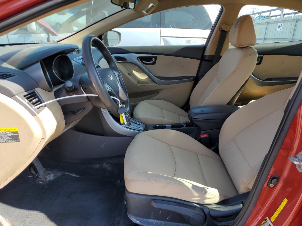 2013 Hyundai Elantra - Image 7