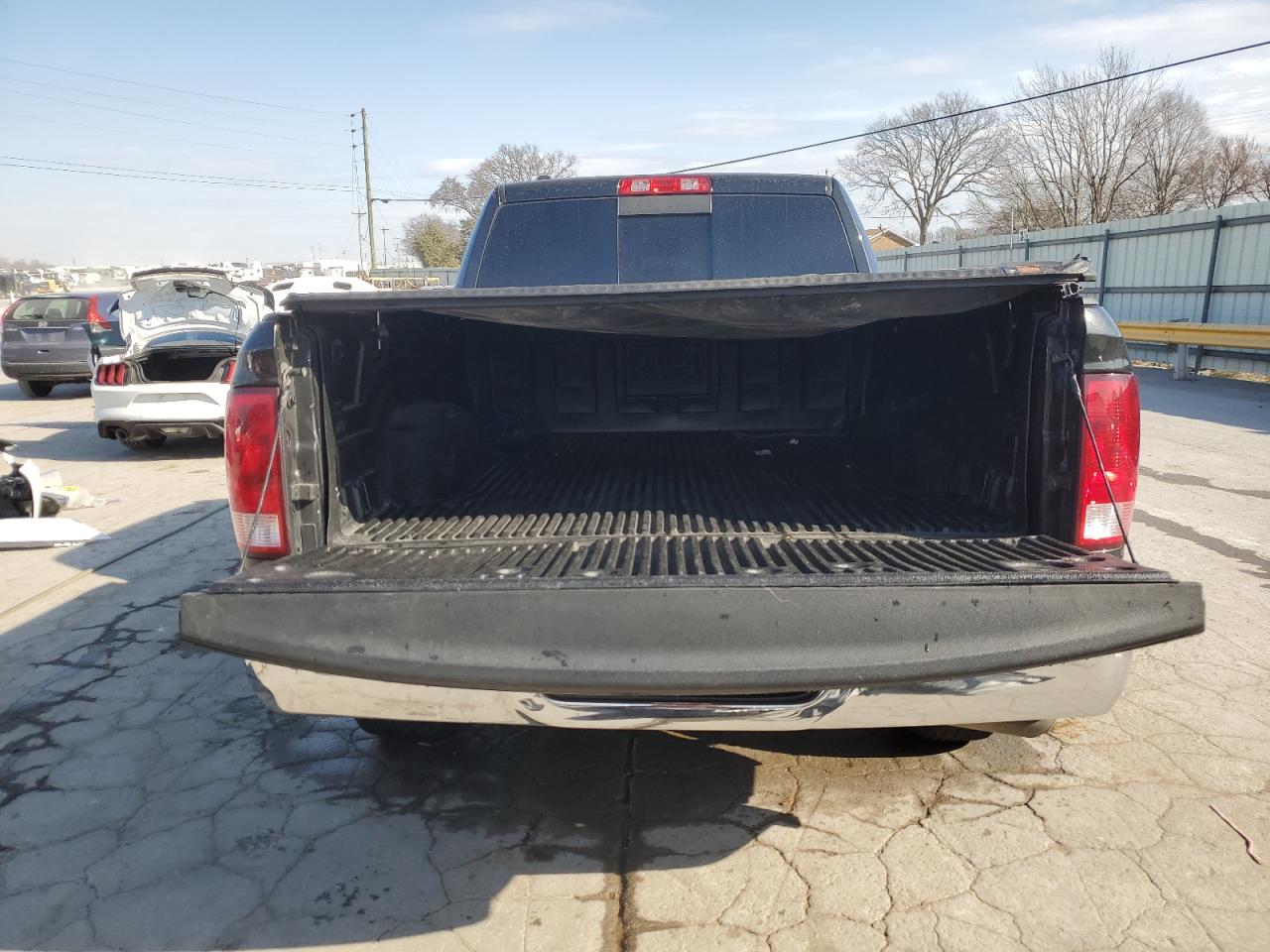 2019 RAM 1500 - Image 6
