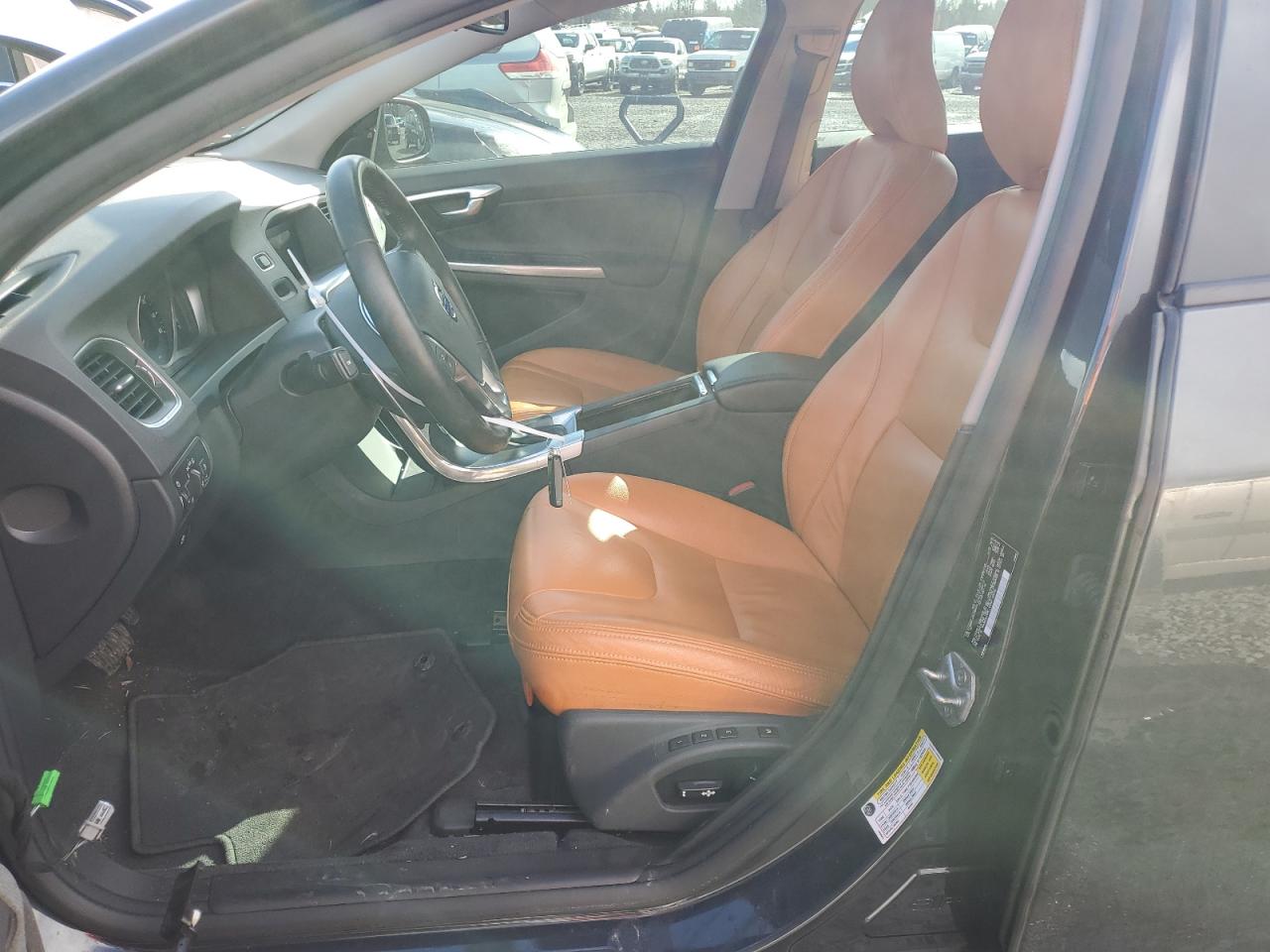 2016 Volvo S60 - Image 7