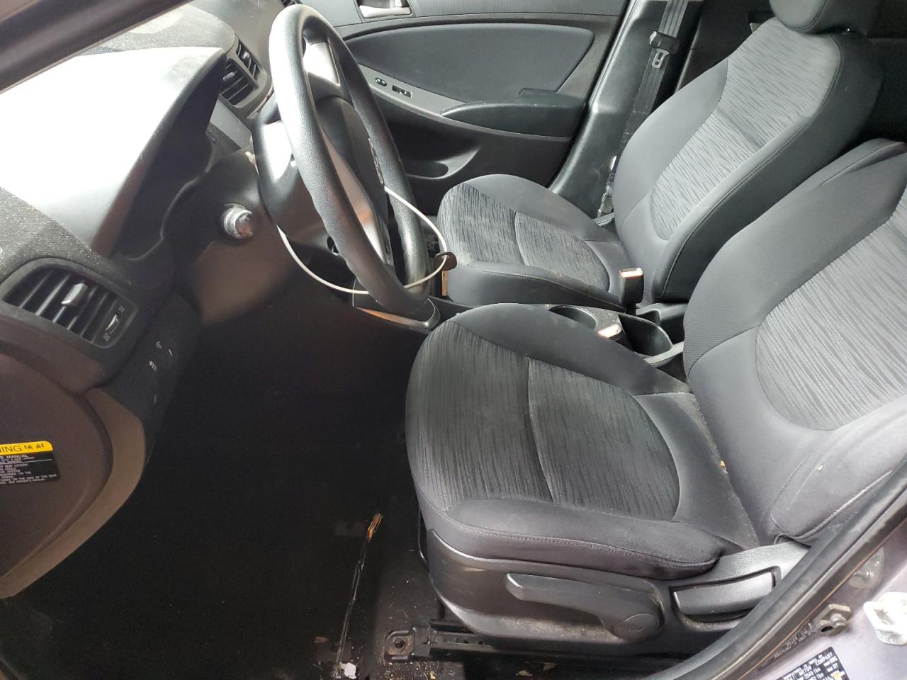 2017 Hyundai Accent - Image 7