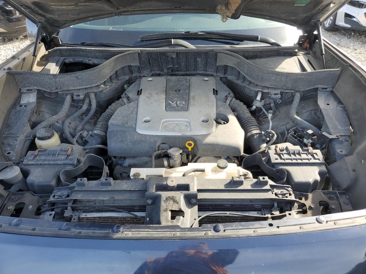 2011 Infiniti FX - Image 12