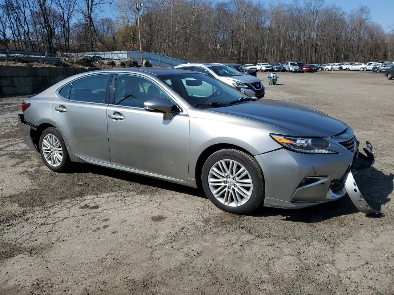 2016 Lexus ES - Image 4