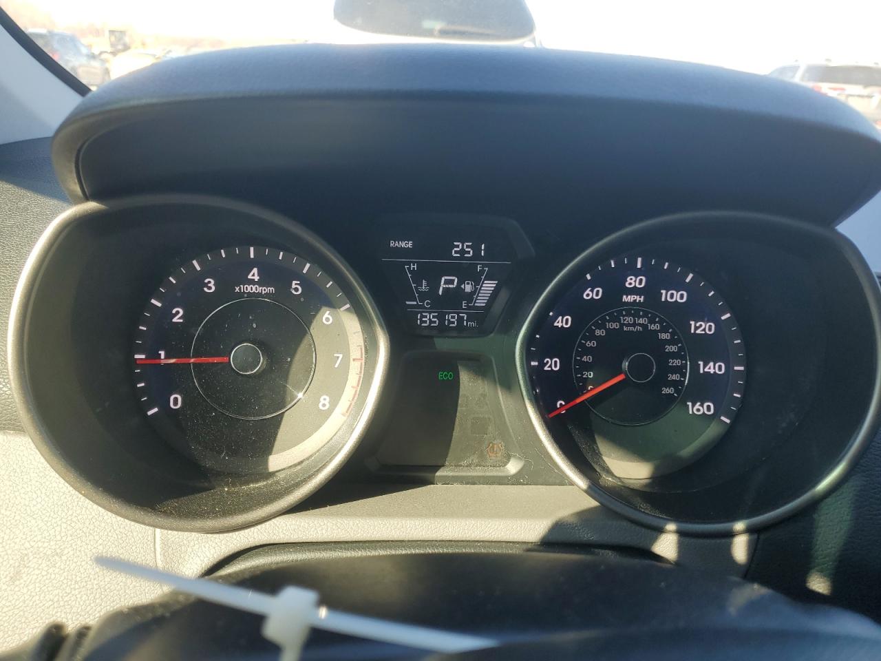 2014 Hyundai Elantra - Image 9