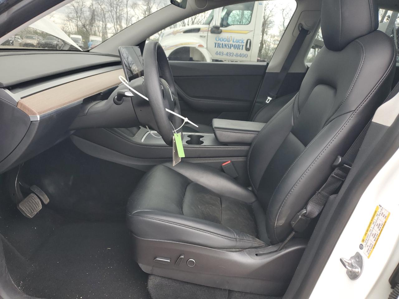 2022 Tesla Model Y VIN: 7SAYGDEE2NF386300 Lot: 50848805