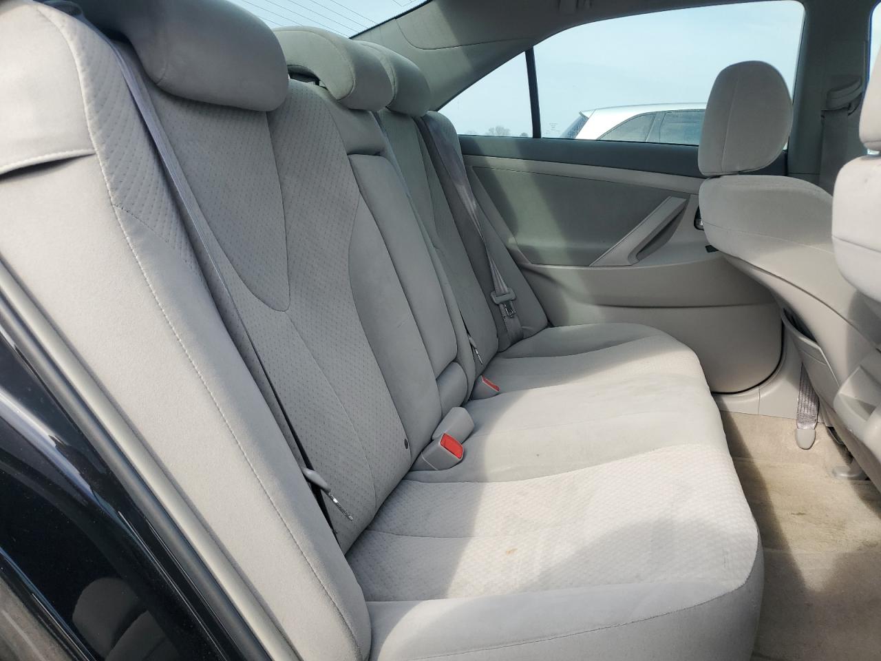 2009 Toyota Camry - Image 10