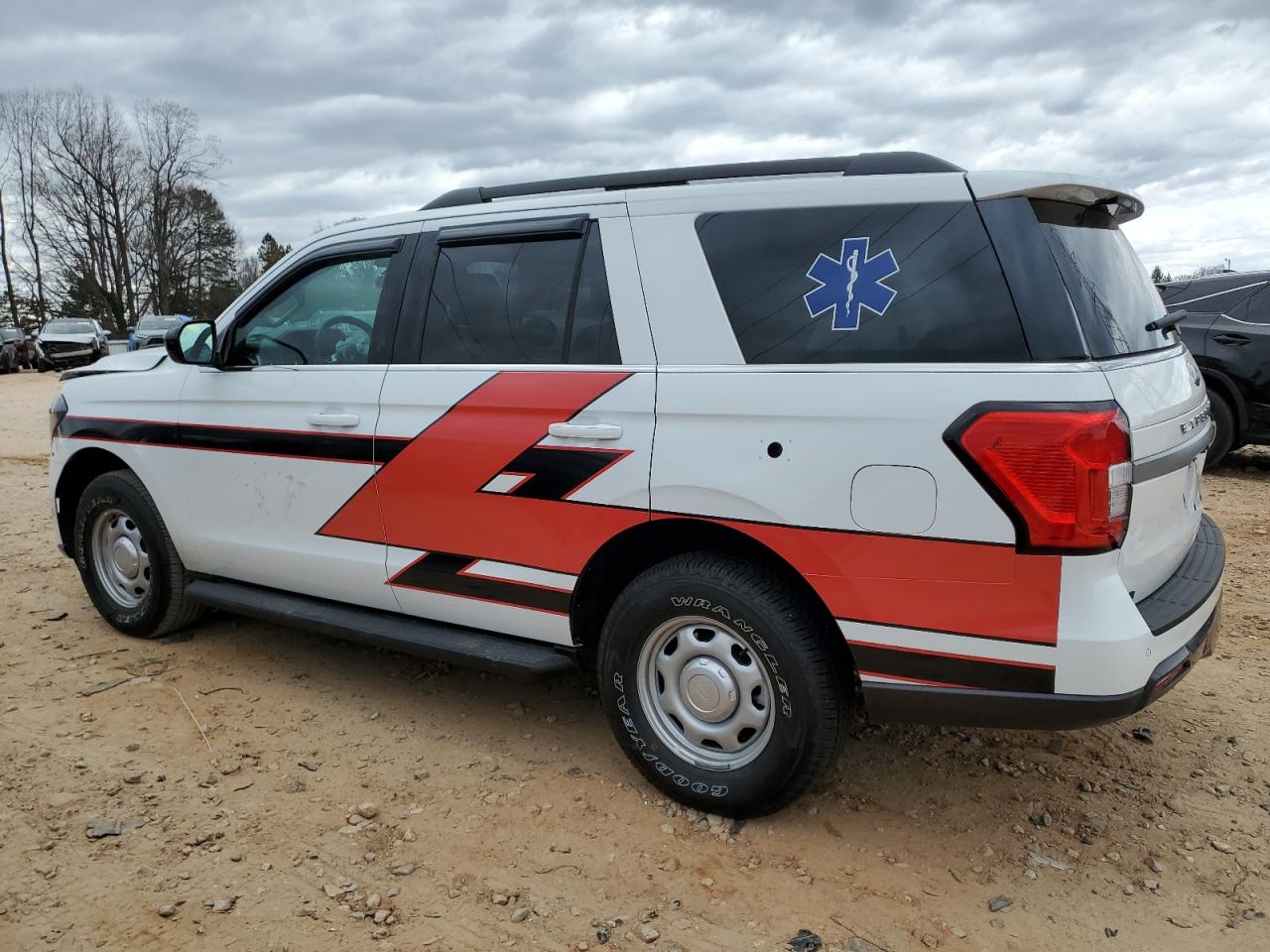 2023 Ford Expedition - Image 2
