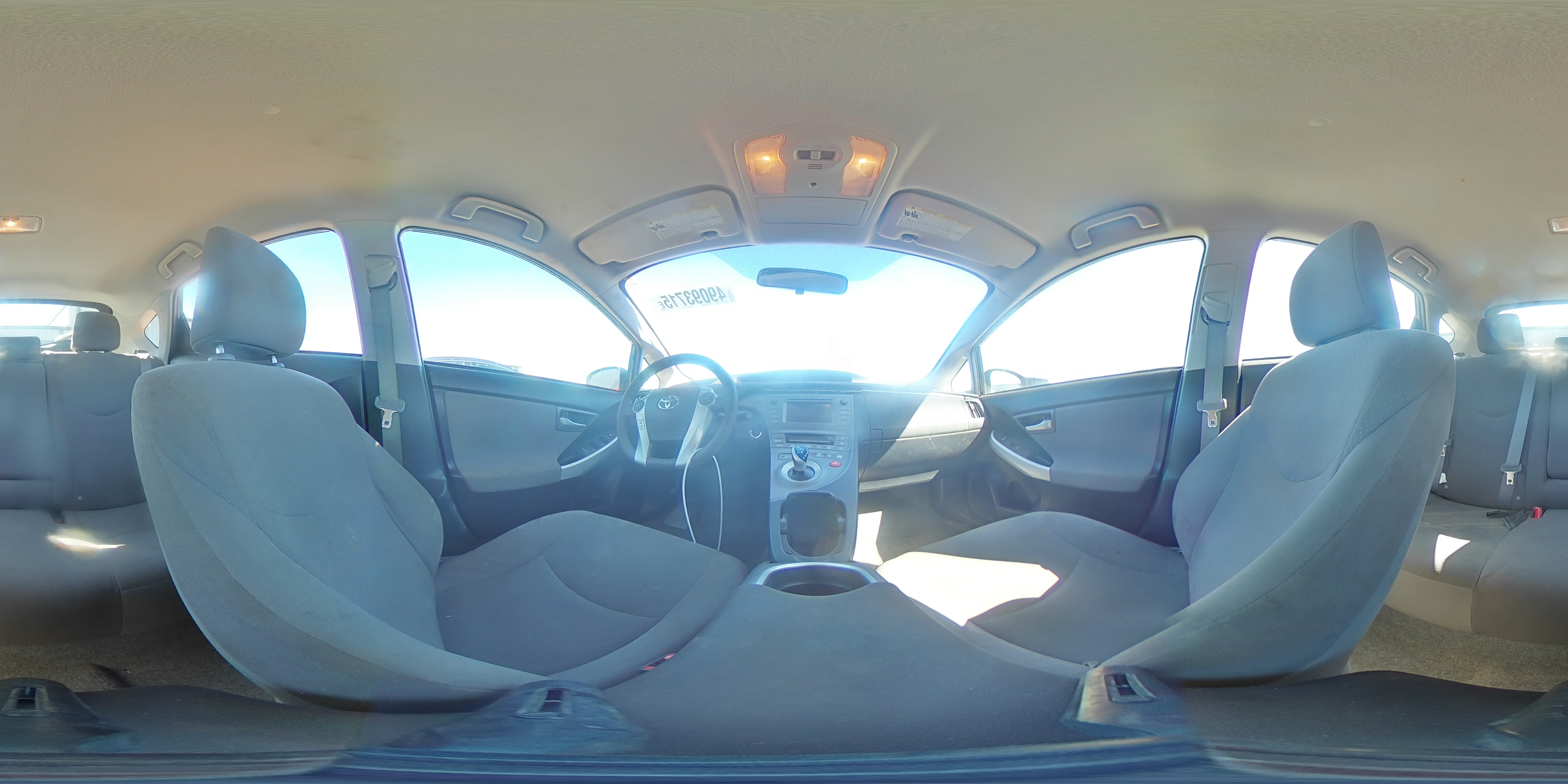 2013 Toyota Prius - Image 14