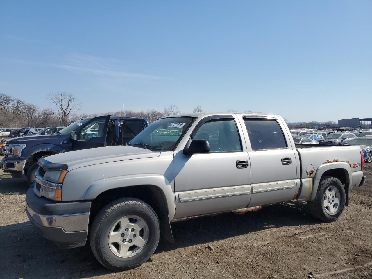 2005 Chevrolet Silverado - Image 1