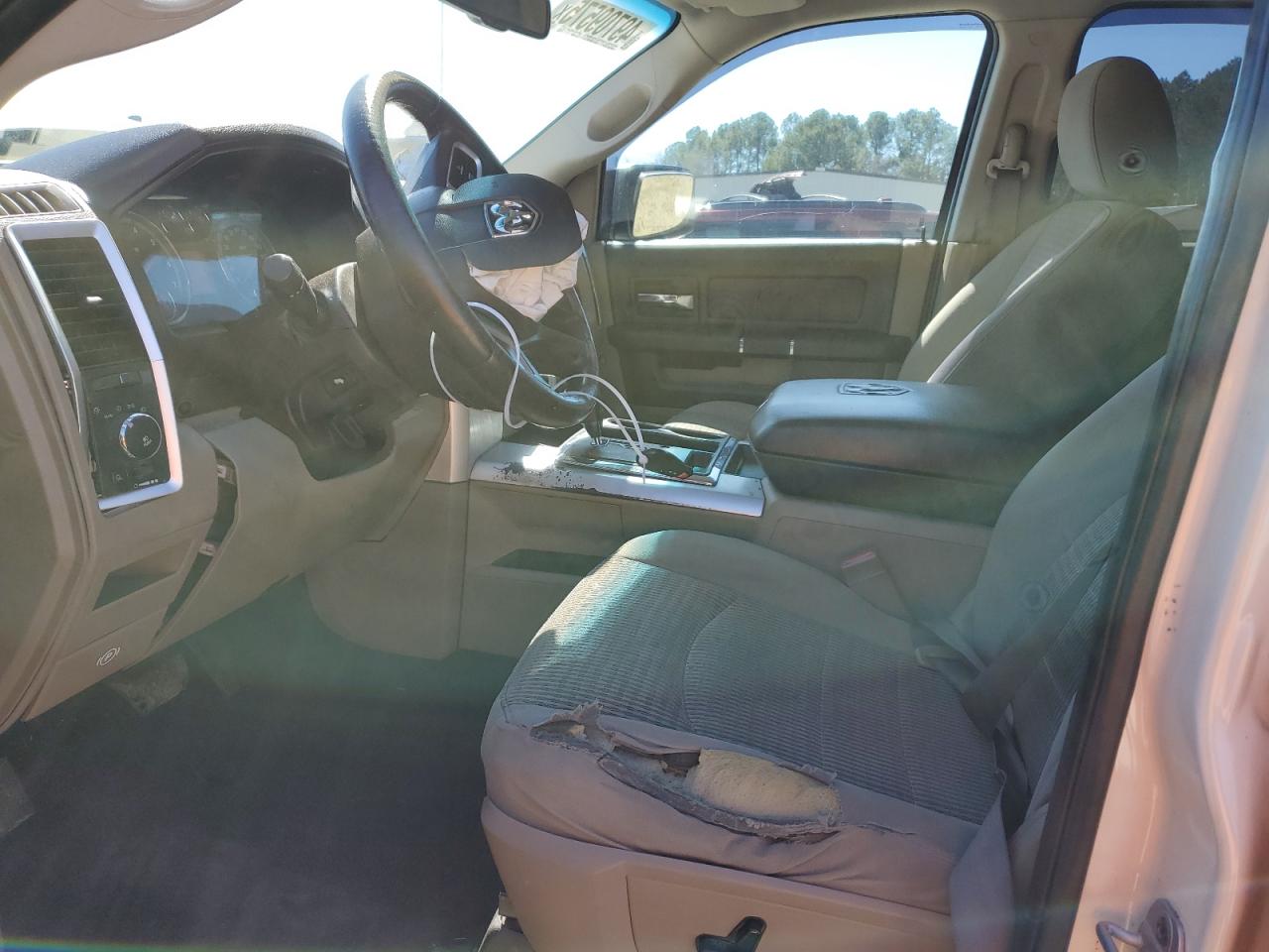 2010 Dodge RAM - Image 7
