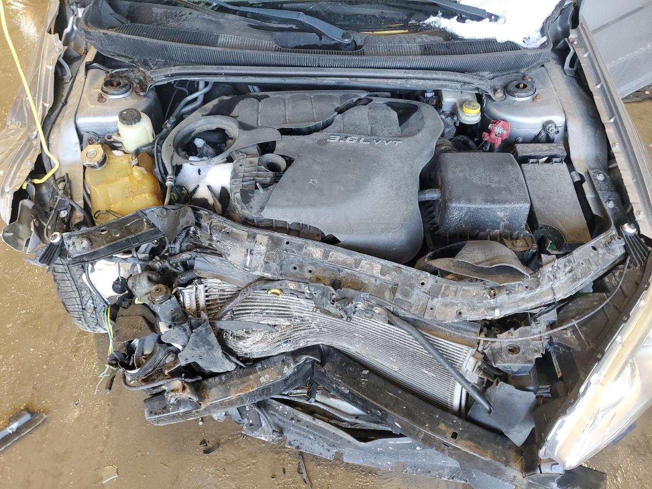 2014 Chrysler 200 - Image 11