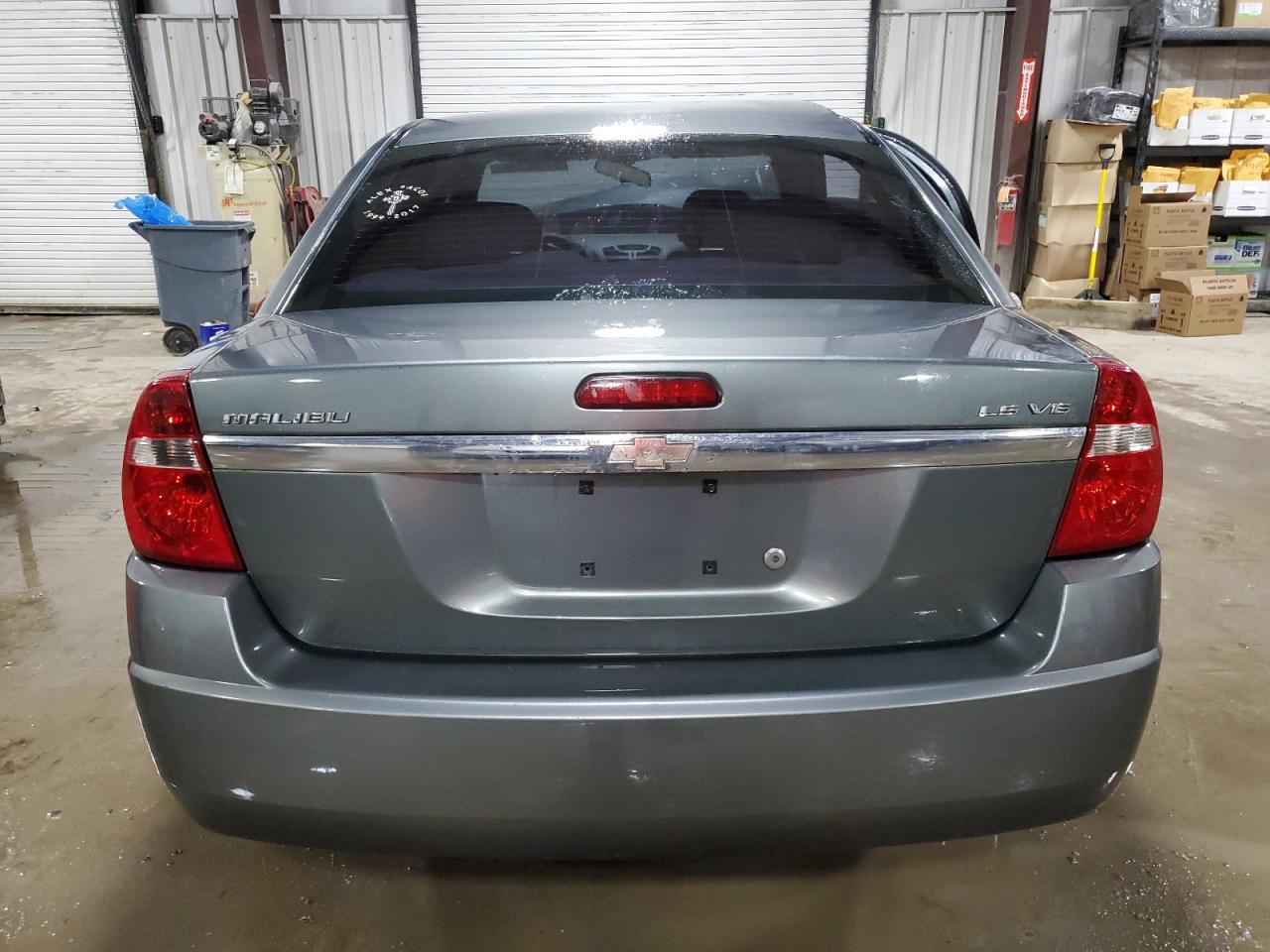 2005 Chevrolet Malibu - Image 6