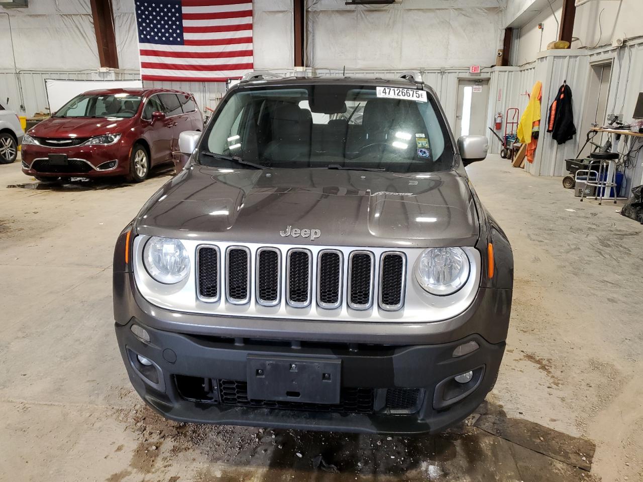 2016 Jeep Renegade - Image 5