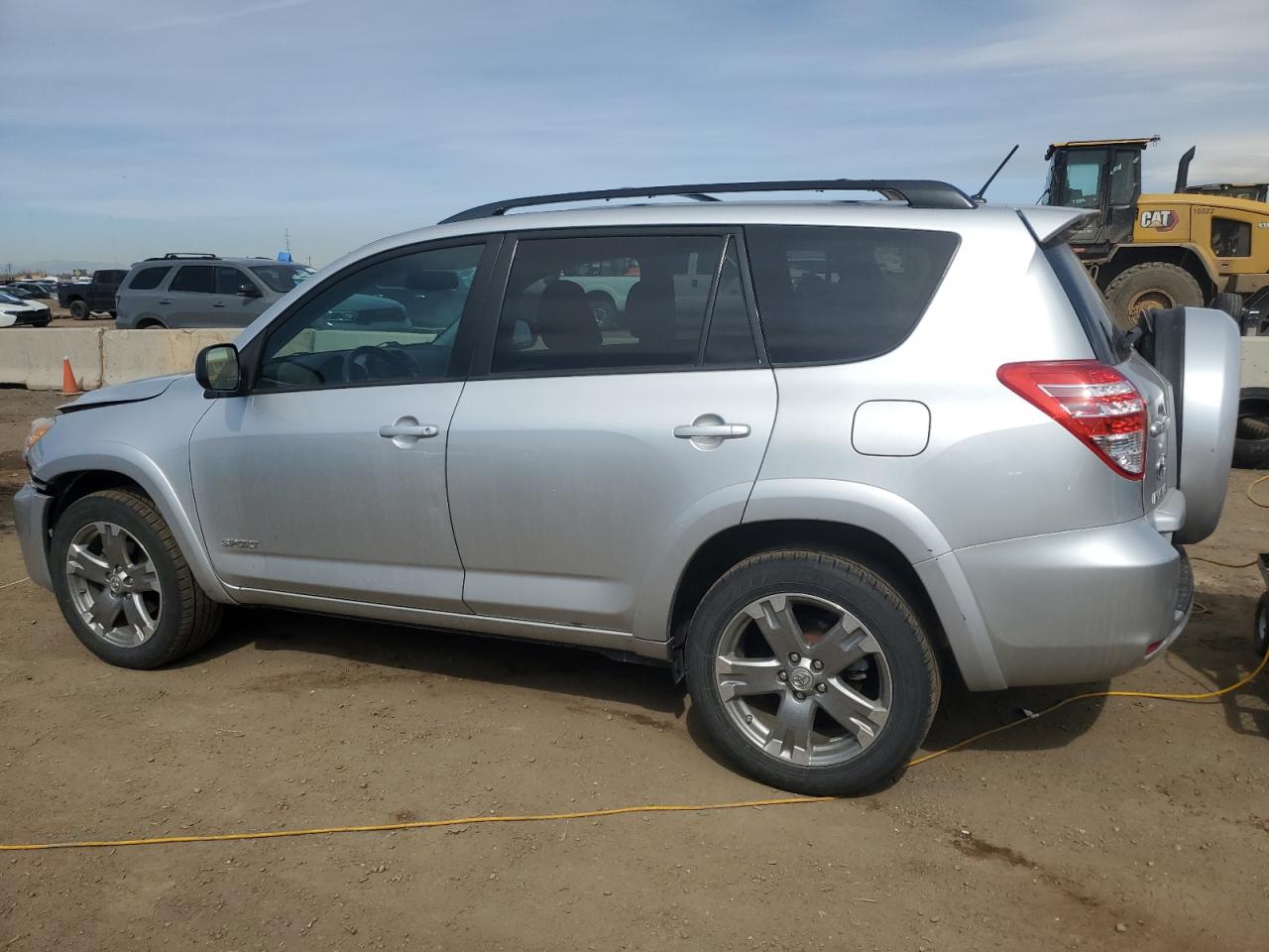 2012 Toyota RAV 4 - Image 2