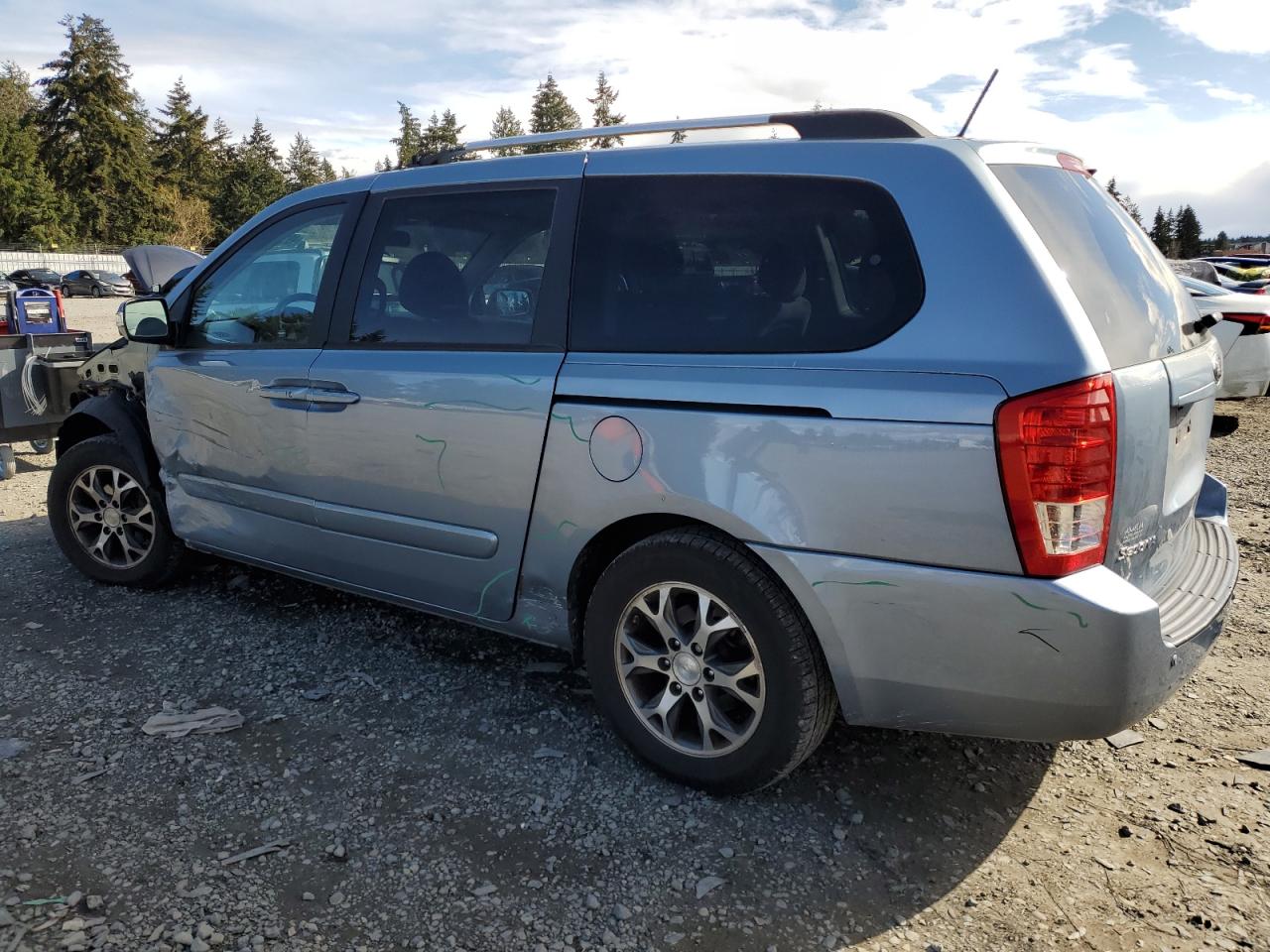 2014 Kia Sedona - Image 2