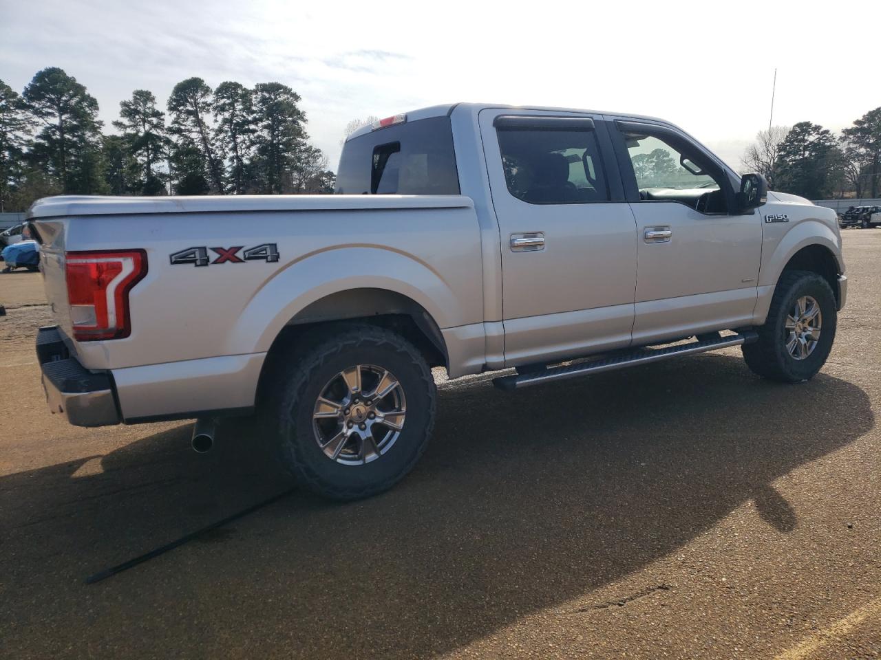 2015 Ford F-150 - Image 3
