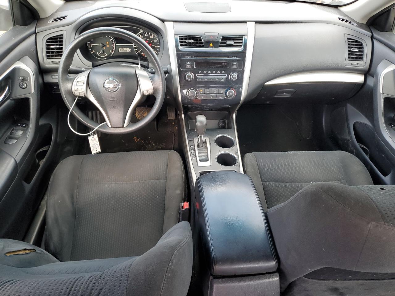 2015 Nissan Altima - Image 8