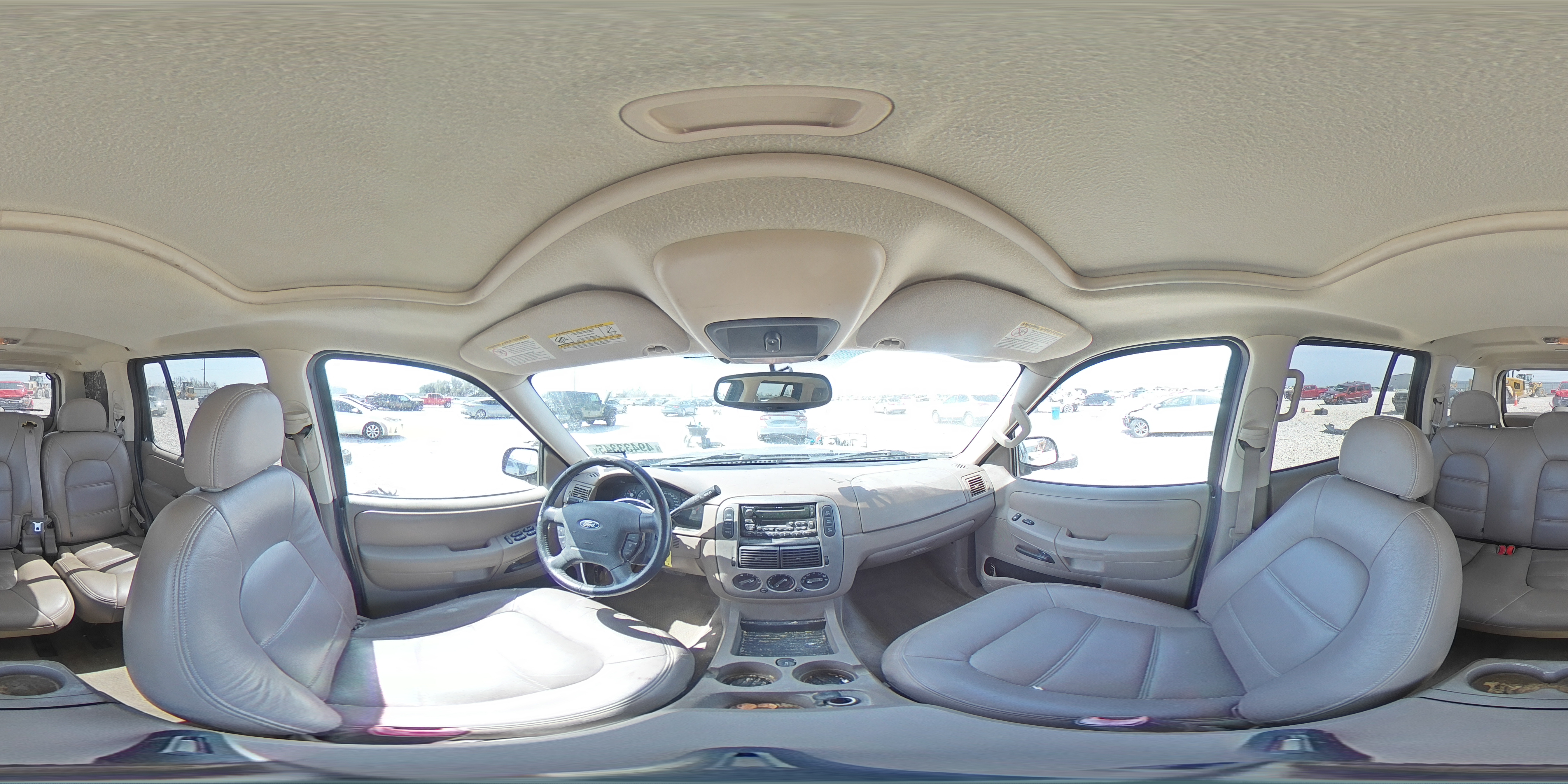 2005 Ford Explorer - Image 14