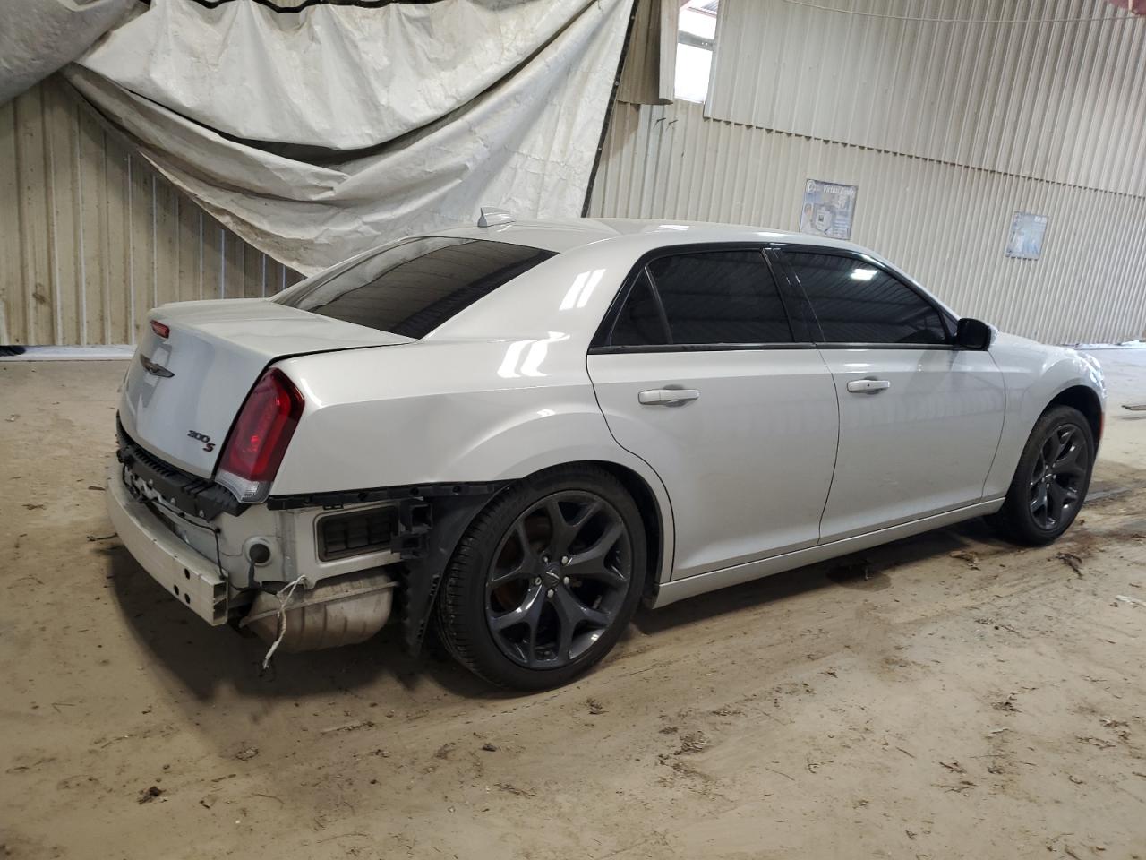 2021 Chrysler 300 - Image 3