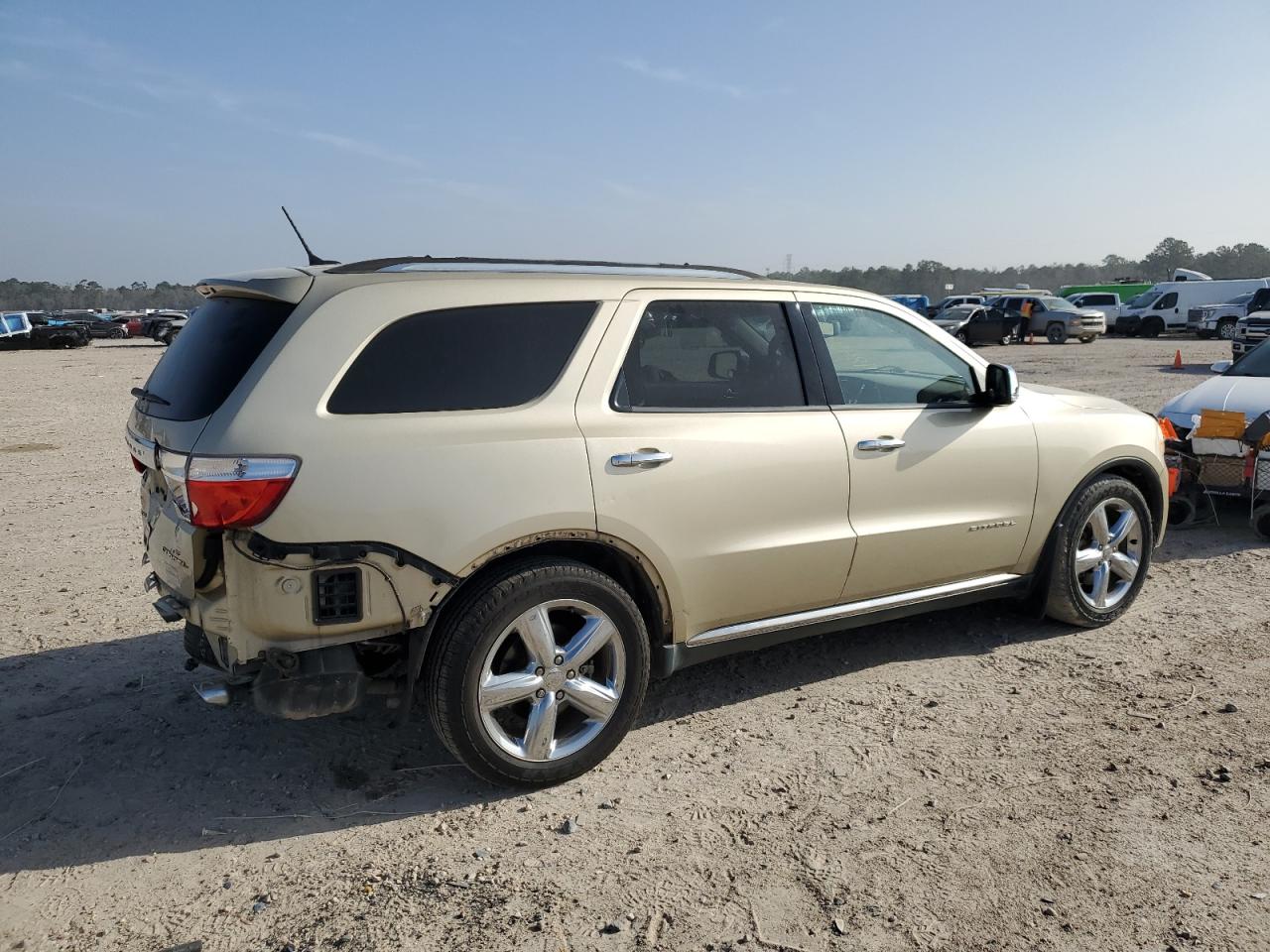 2011 Dodge Durango - Image 3