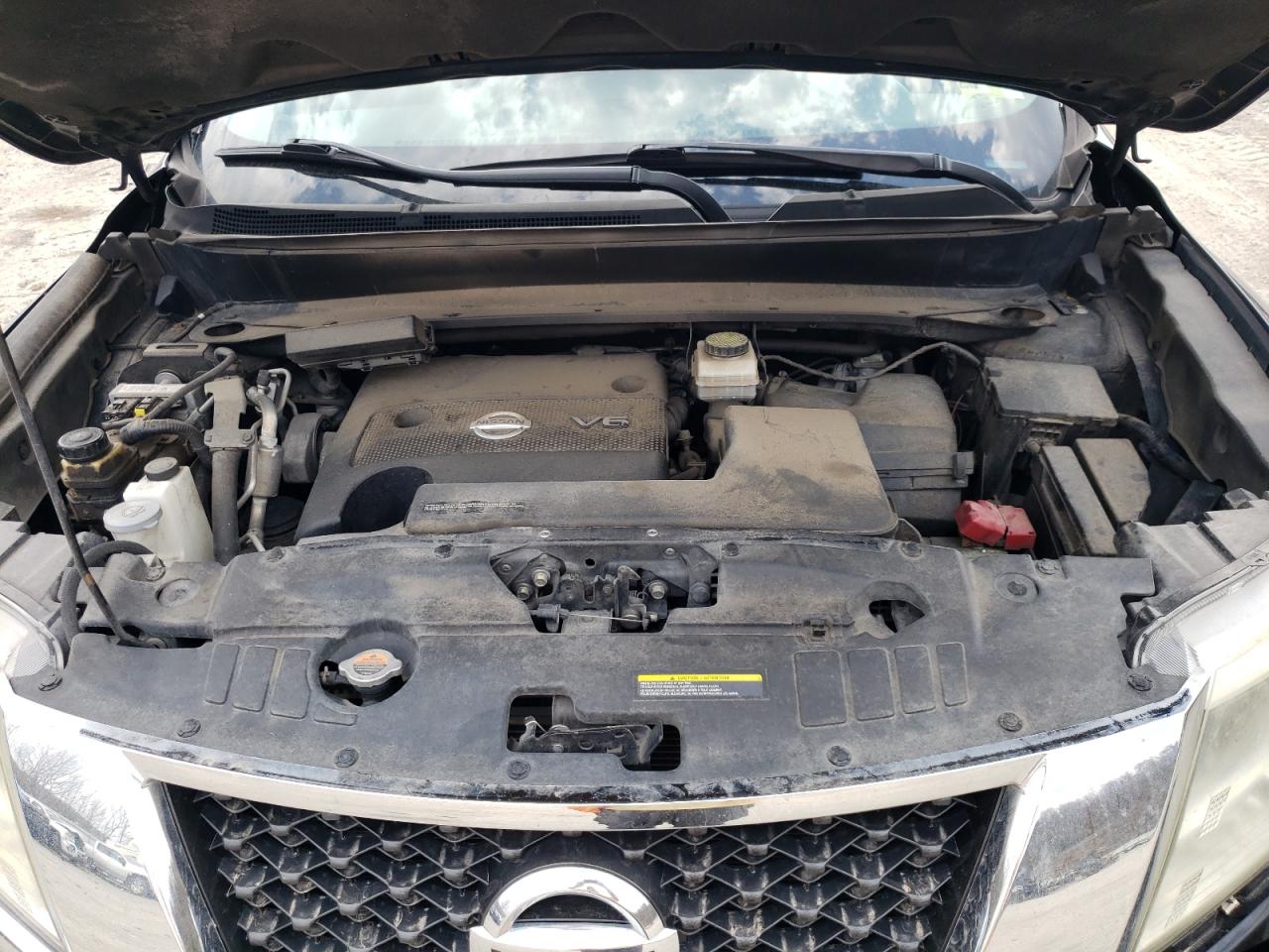 2015 Nissan Pathfinder - Image 12