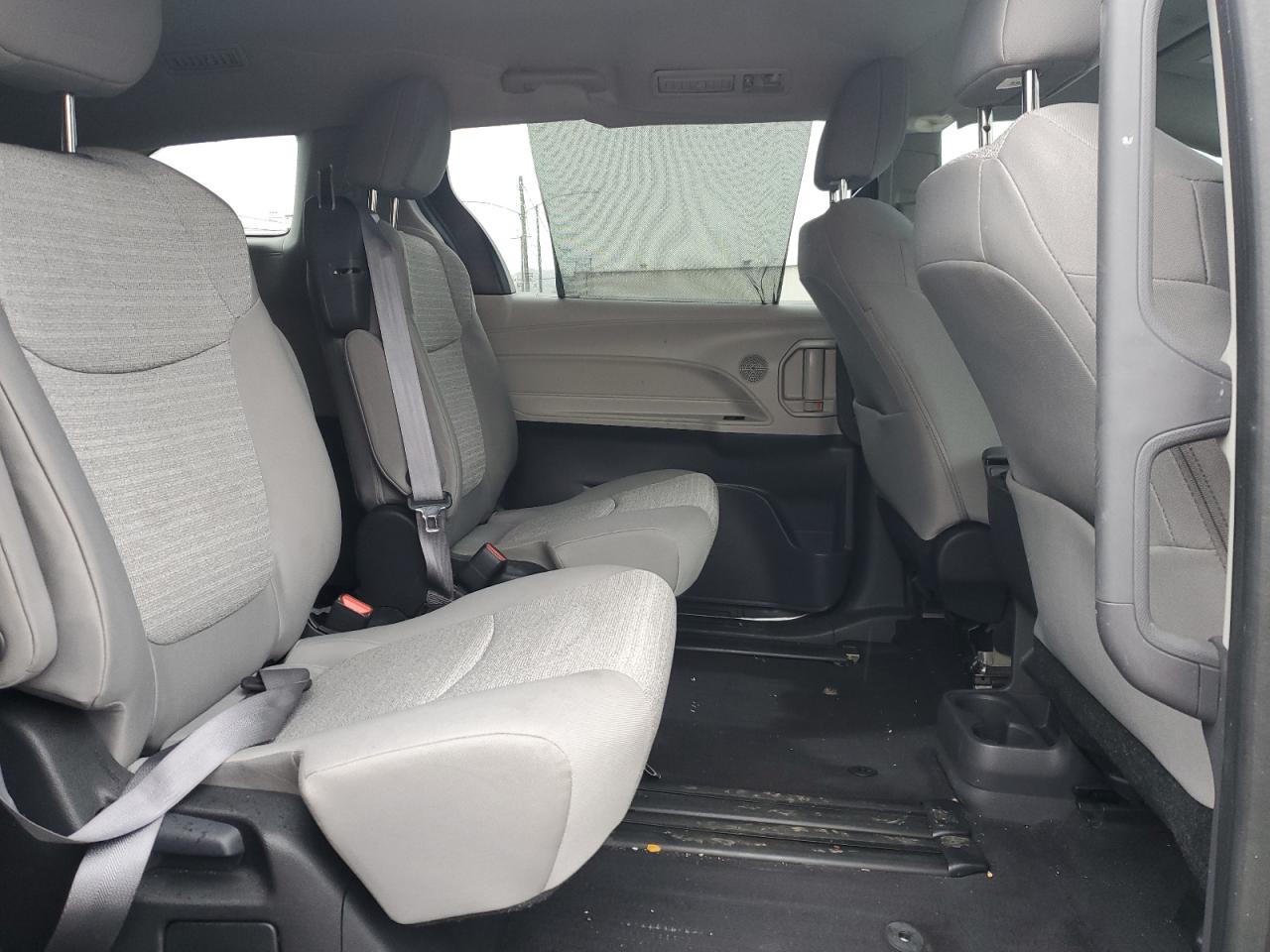 2022 Toyota Sienna Le VIN: 5TDKRKEC3NS122983 Lot: 48740915