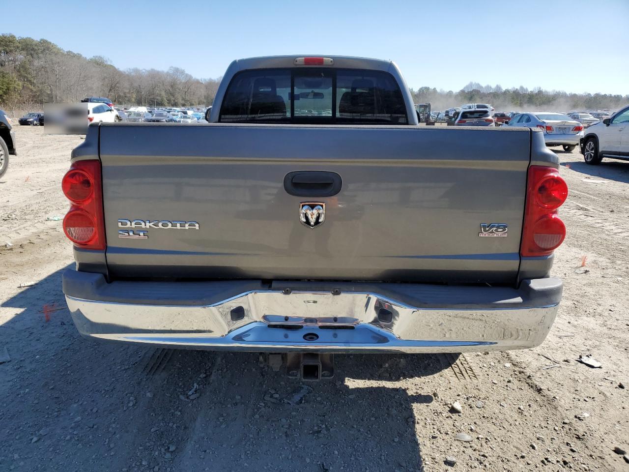 2005 Dodge Dakota - Image 6