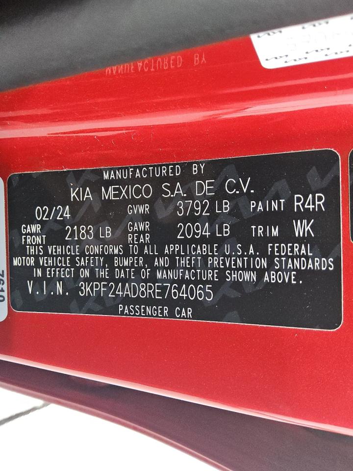 2024 Kia Forte - Image 12