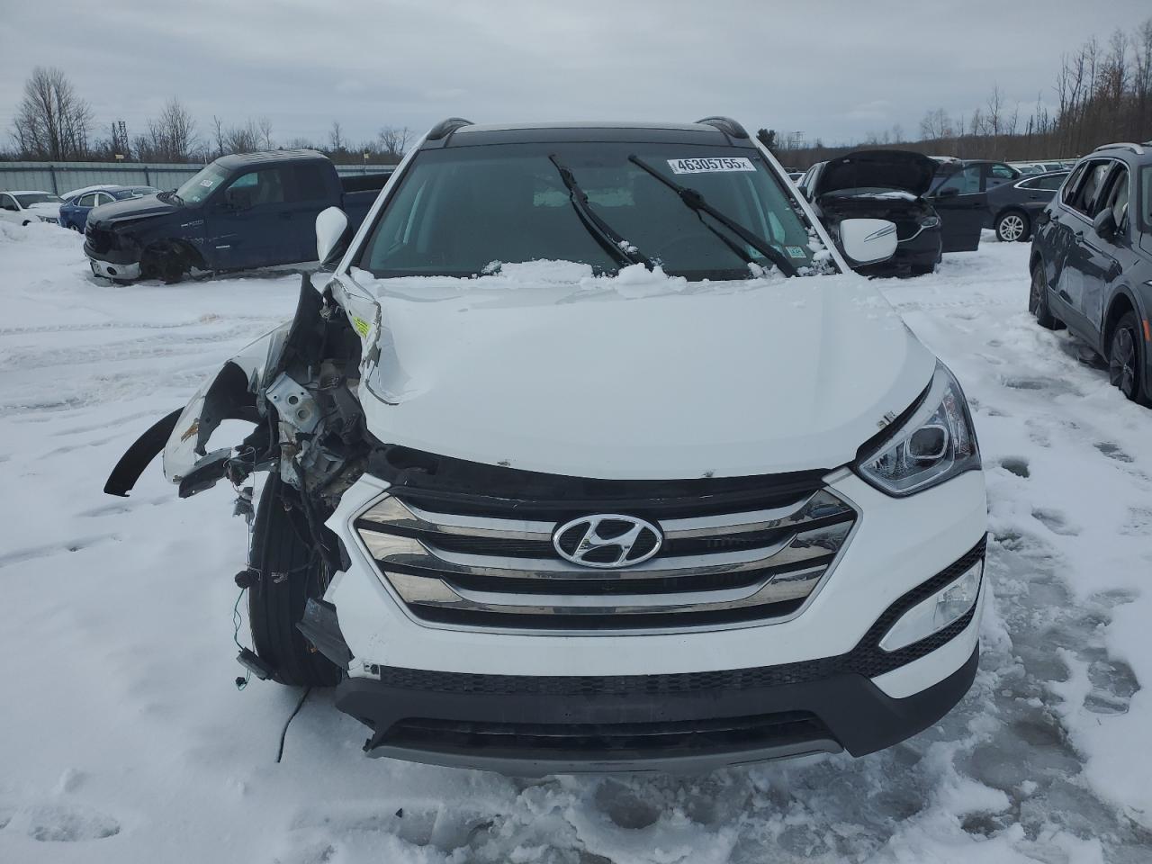 2016 Hyundai Santa Fe - Image 5
