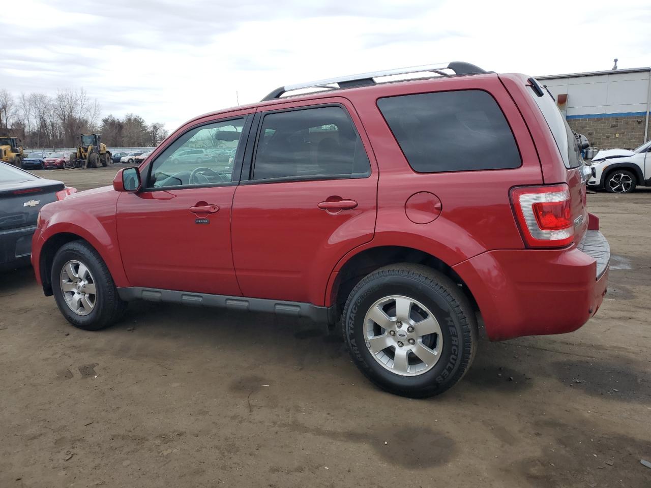 2009 Ford Escape - Image 2