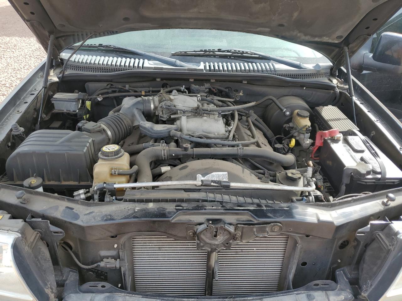 2003 Lincoln Aviator - Image 12