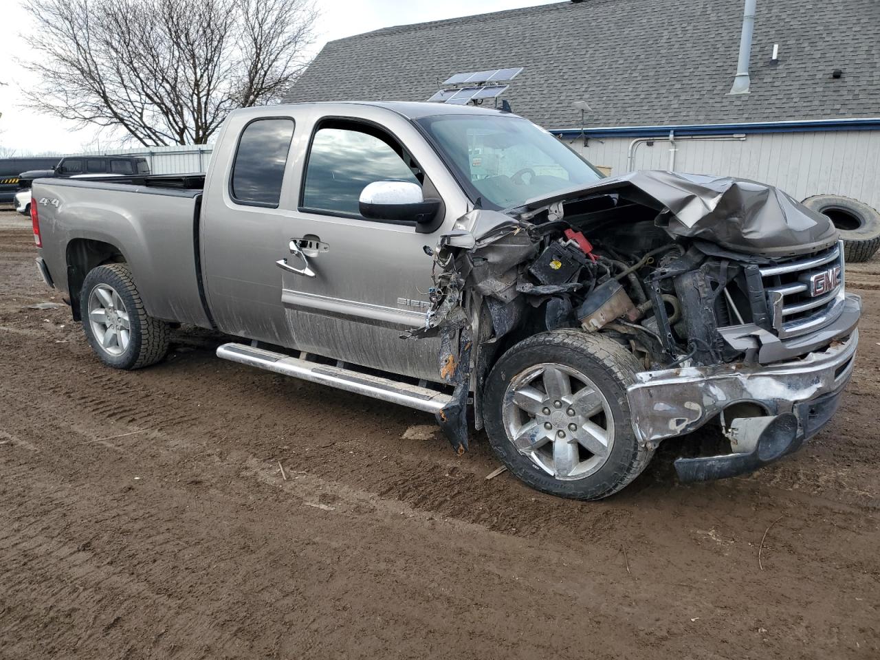2013 GMC Sierra - Image 4