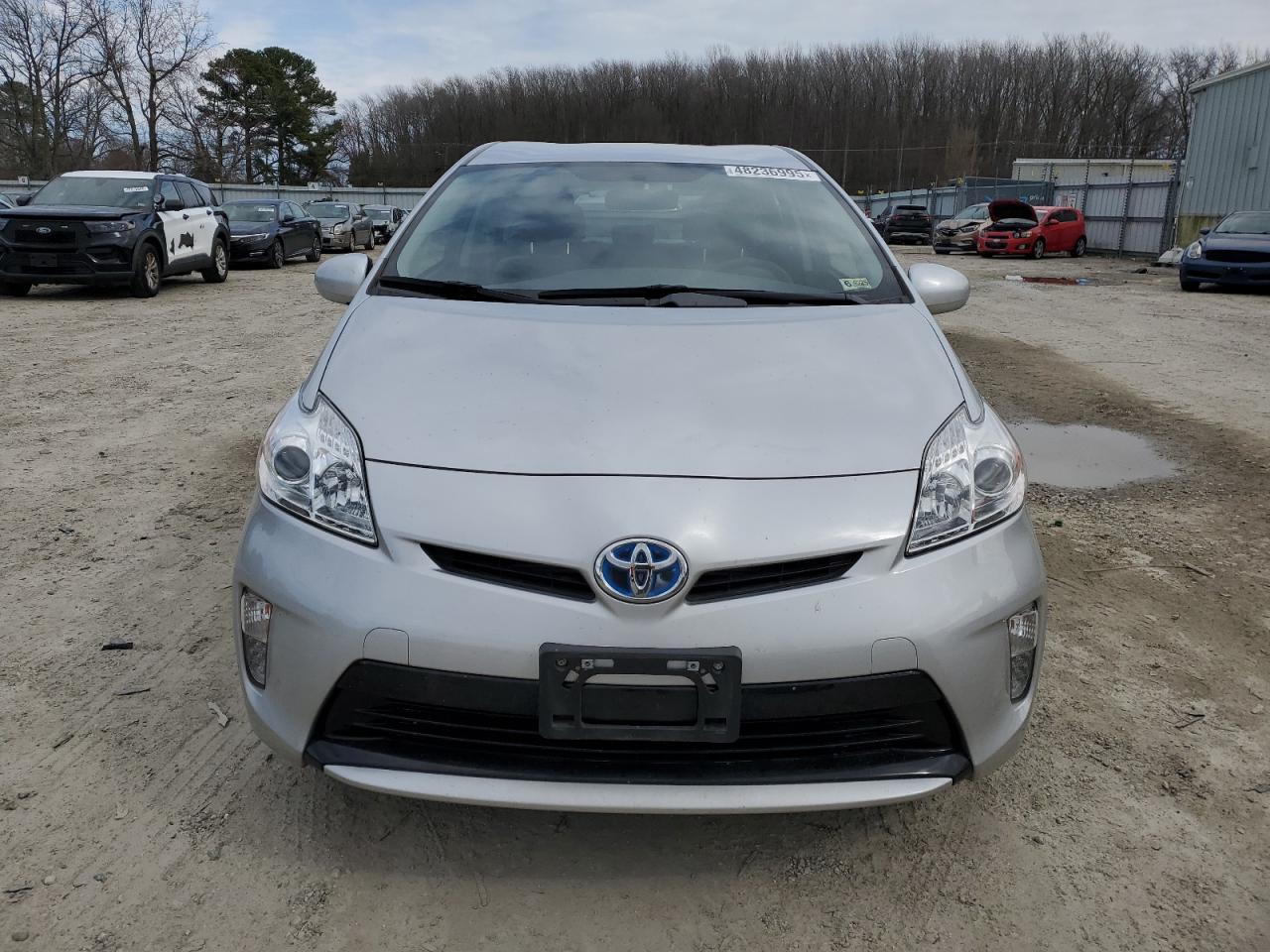 2012 Toyota Prius - Image 5