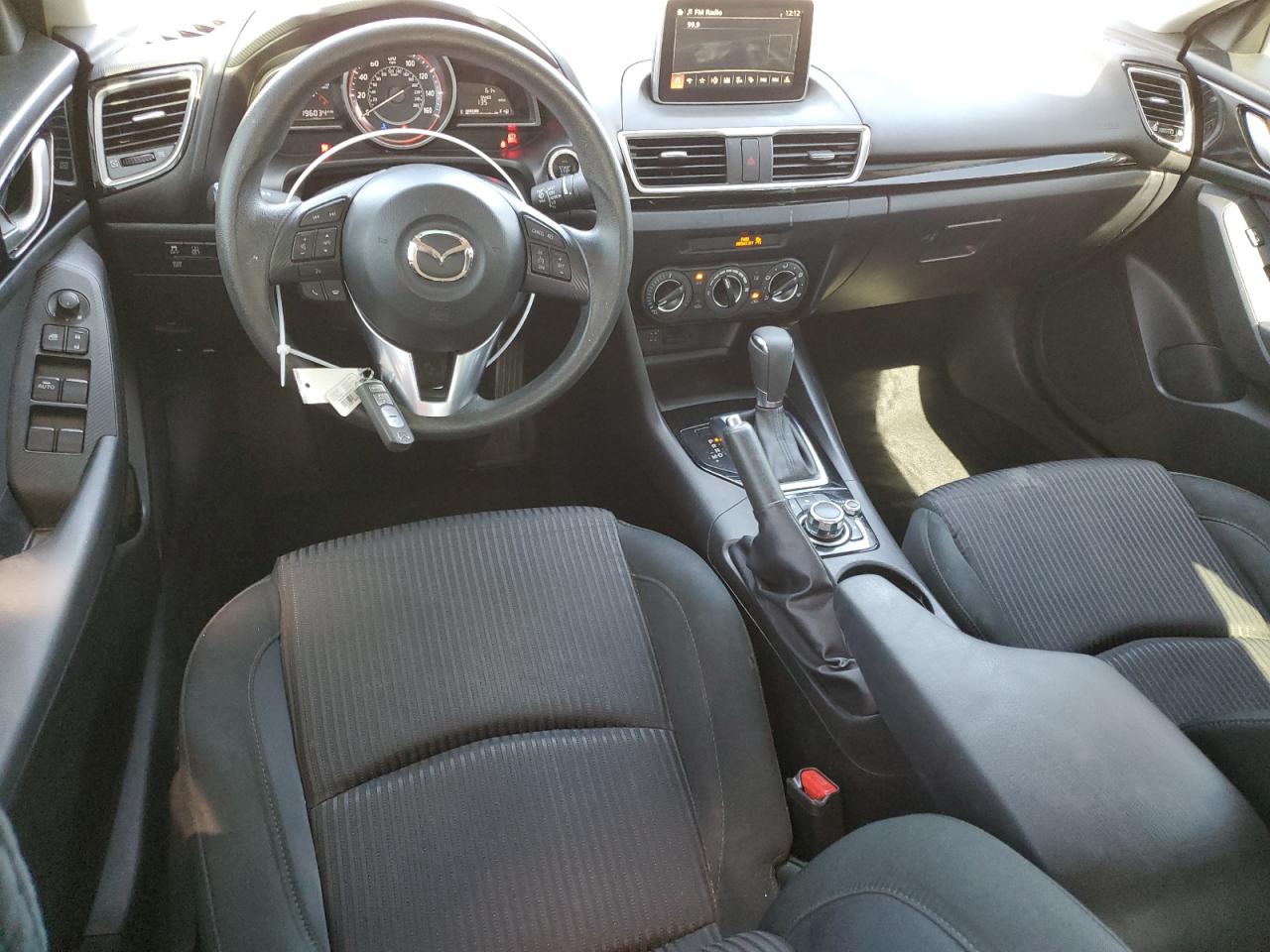 2016 Mazda 3 - Image 8