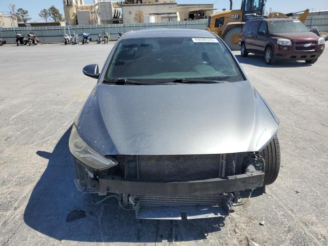  HYUNDAI ELANTRA 2018 Szary
