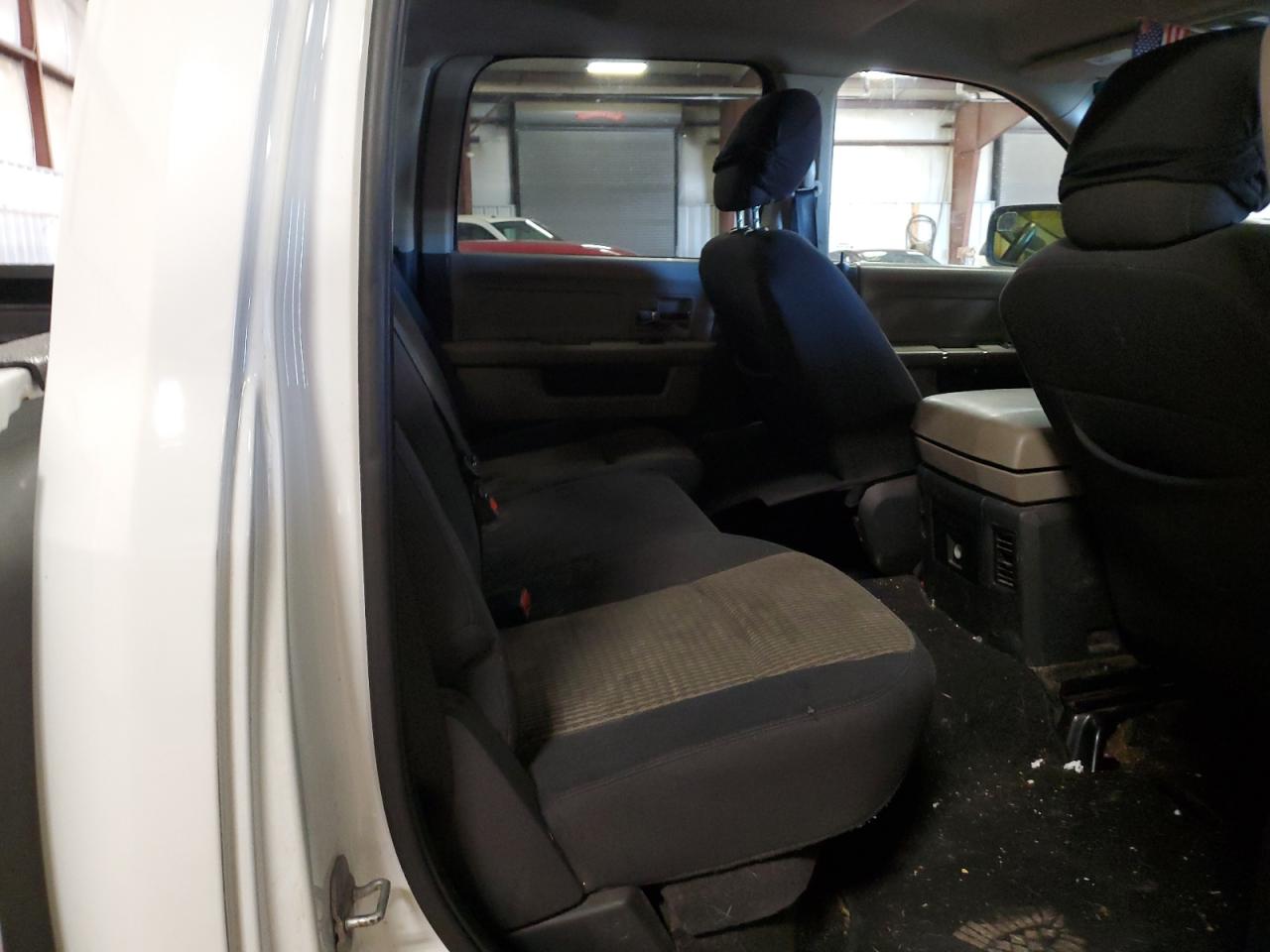 2010 Dodge RAM - Image 10
