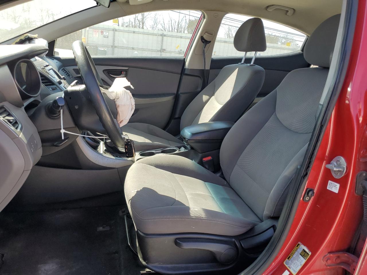 2014 Hyundai Elantra - Image 7